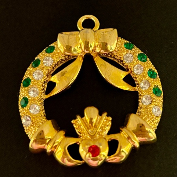 SOLVAR IRISH CELTIC CLADDAGH GOLD PLATED W CUBIC ZIRCONIA ORNAMENT/PENDANT RARE - Picture 2 of 7